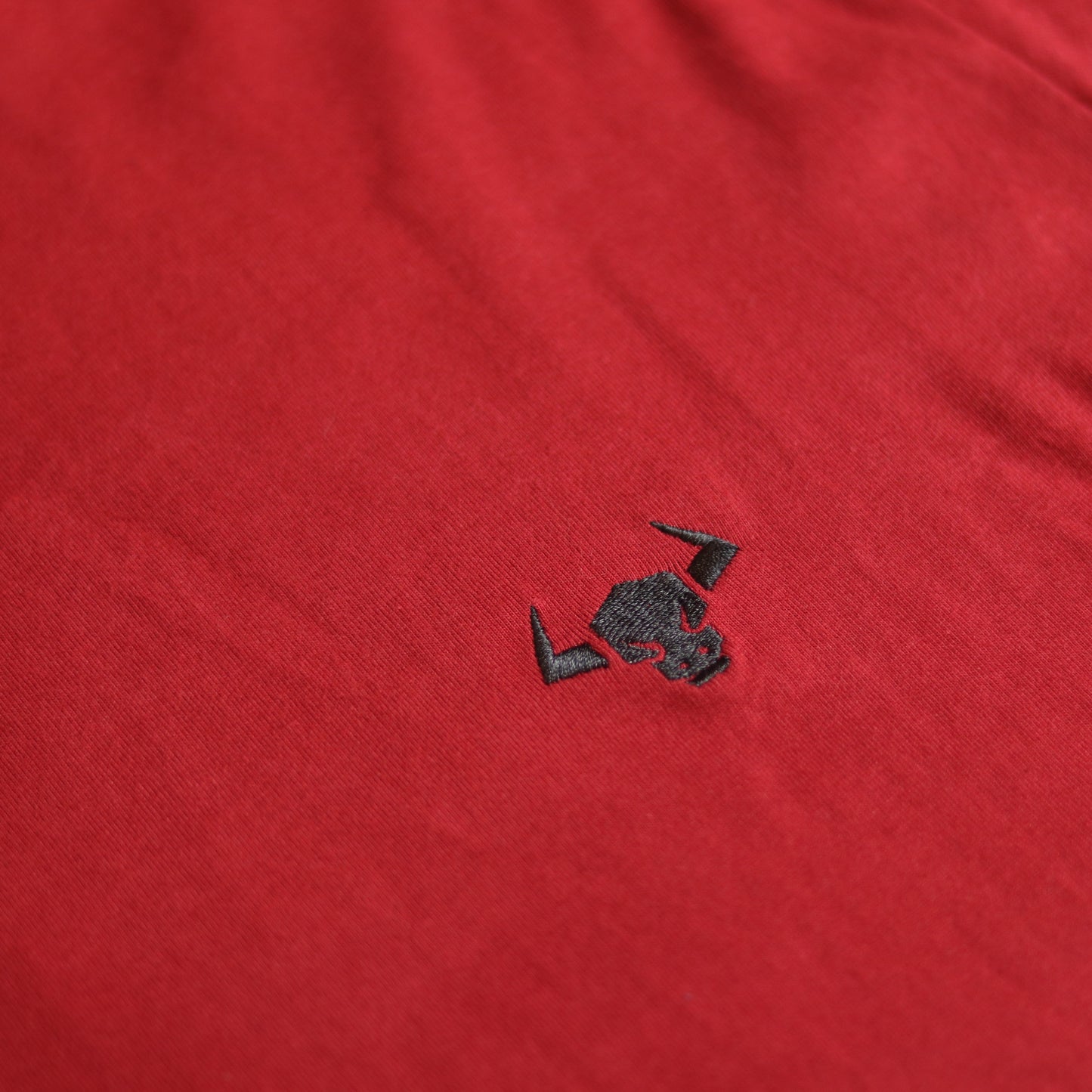 T-shirt brodé Minotaur rouge