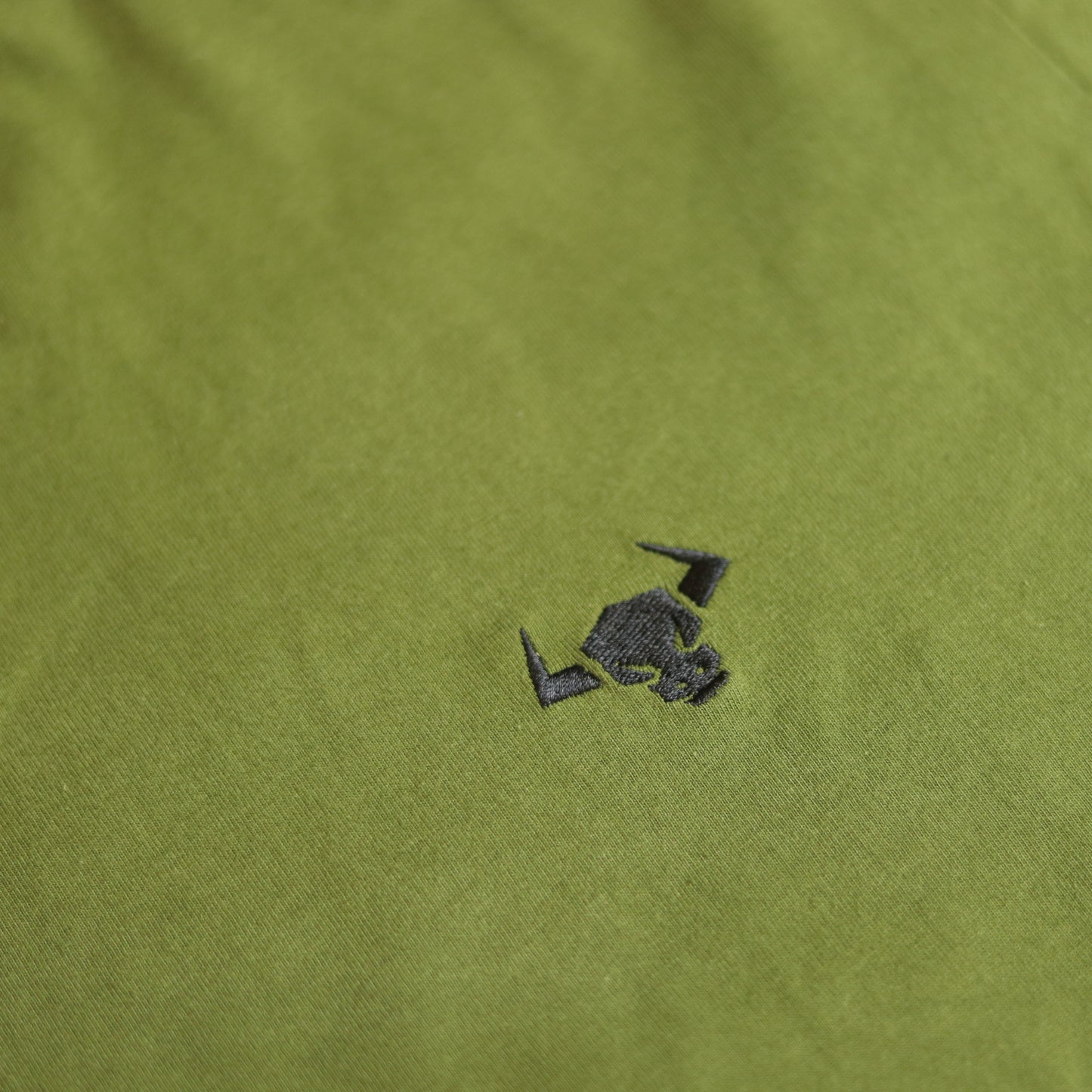 T-shirt brodé Minotaur vert